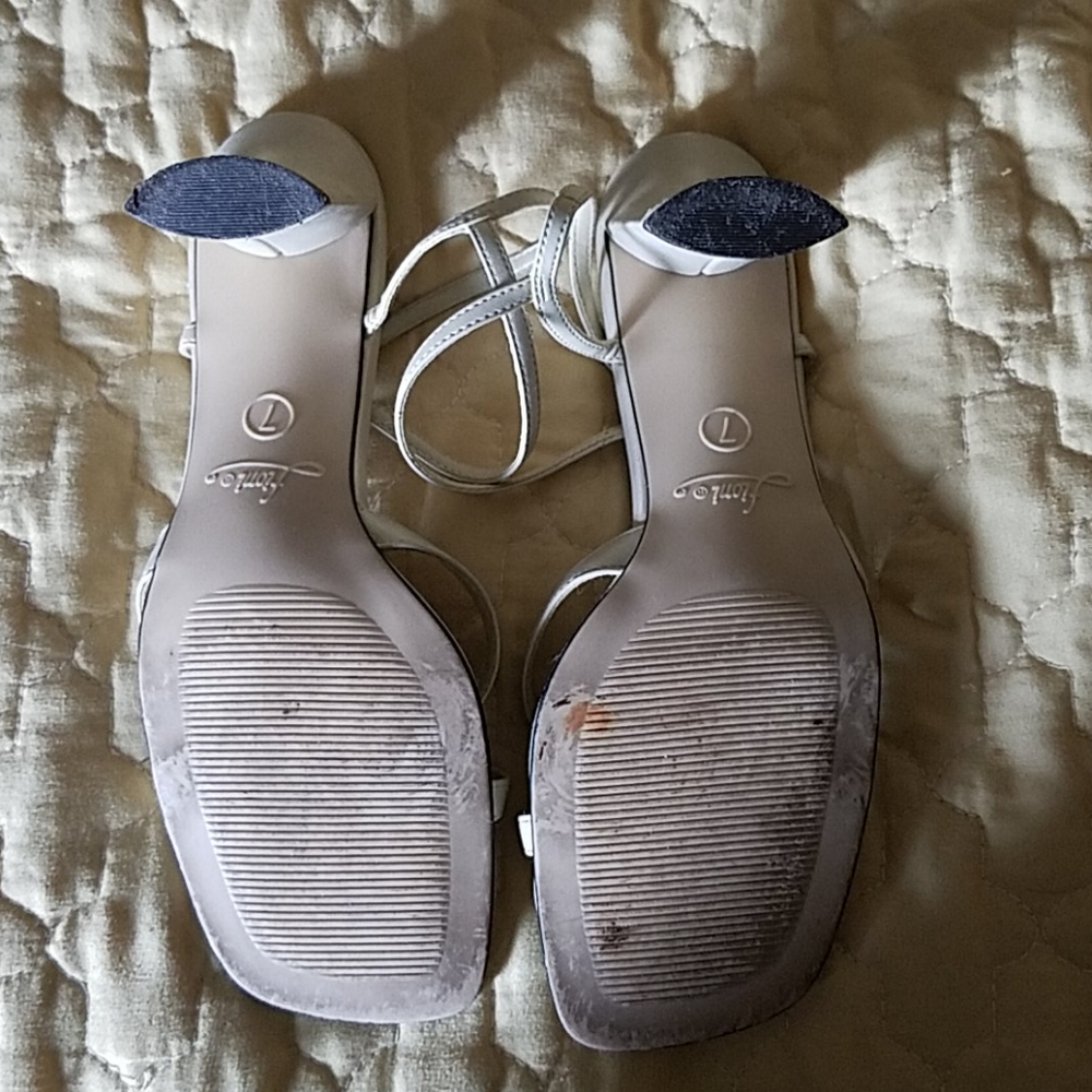 Shoes - Picture 3 of 3